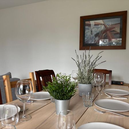 La Fromagerie Maison Lumineuse Et Spacieuse Beau Sejour 5 Ch 2 Wc 1 Sdb Grand Jardin Clos 5Mn A Pied Commerces 10 Mn Plage Omaha Beach Proche Plages Du Debarquement Trevieres Exterior foto